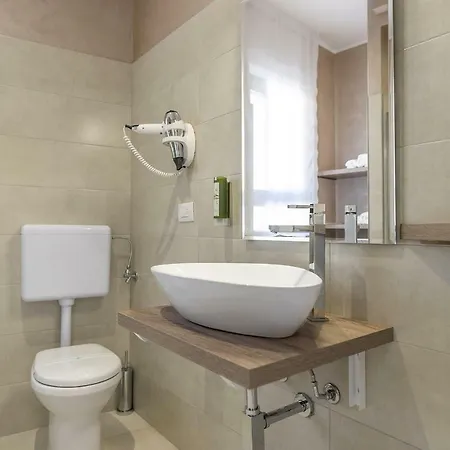 Hotel Viamonti